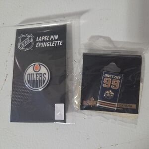 Edmonton Oilers Lapel Pins Set Of 2